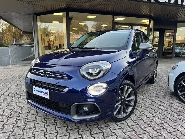 Usata Fiat 130 Sport 130 CV (95 kW) 2024 Blu SUV