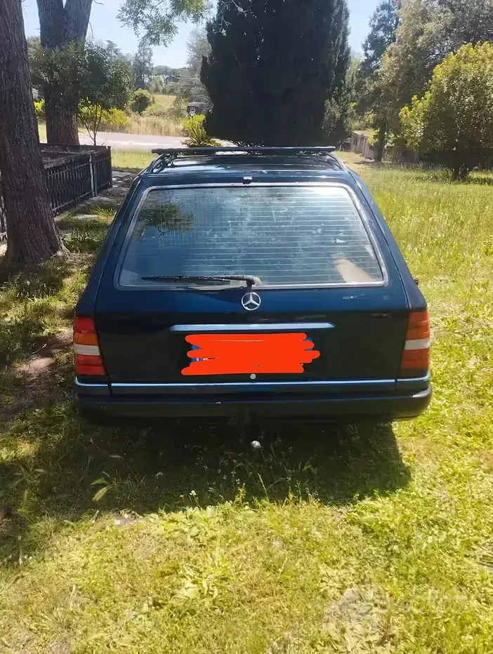 Usata Mercedes E200 1991 Blu Station wagon