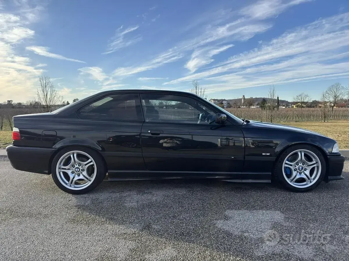 Usata BMW 320 150 CV (110 kW) 1997 Nero Coupé