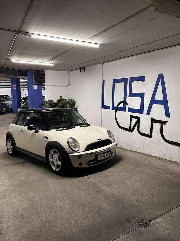 Begagnad Mini One D 75 HK (55 kW) 2005 Other Halvkombi