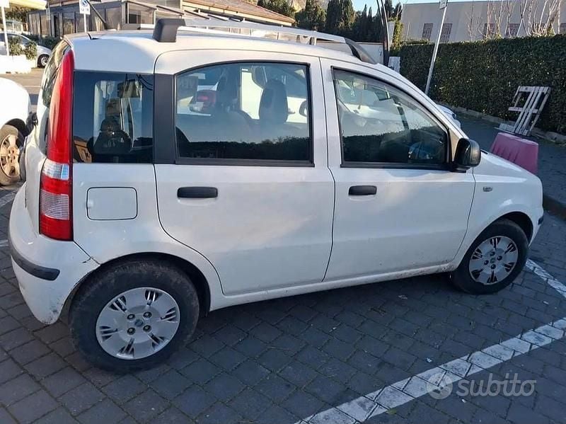 Usata Fiat Panda 54 CV (39 kW) 2011 Bianco Utilitaria