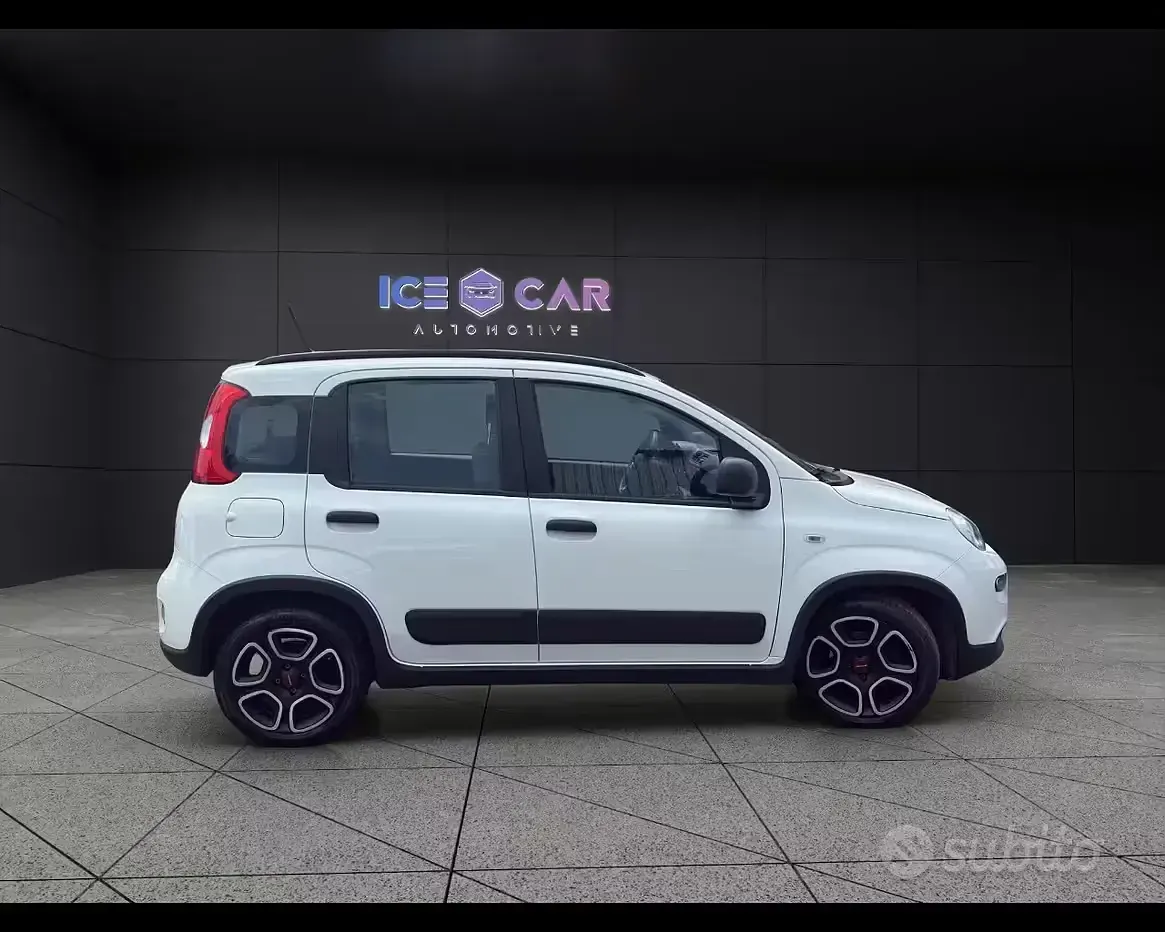 Usata Fiat Panda City Life 70 CV (51 kW) 2022 Bianco Utilitaria