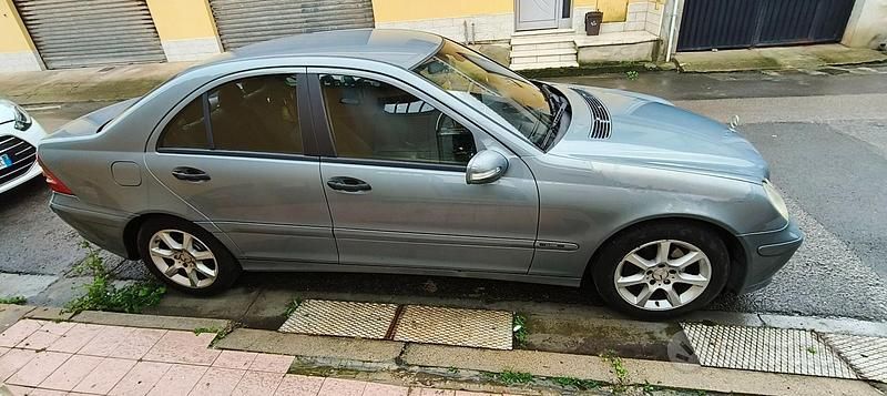 Usata Mercedes C220 2005 Berlina