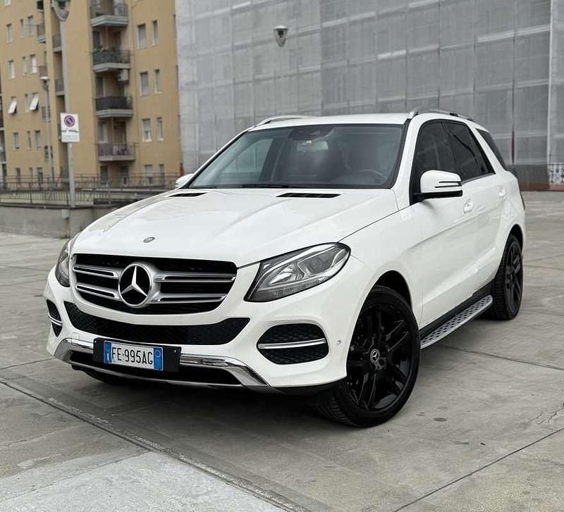 Usata 2016 Mercedes GLE250 SUV | 15.500 € (Buon prezzo) - Immagine 1/4