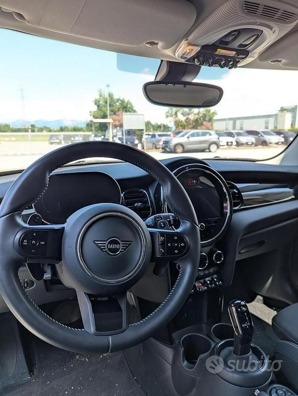 Usata Mini Cooper S 178 CV (130 kW) 2023 Nero Utilitaria