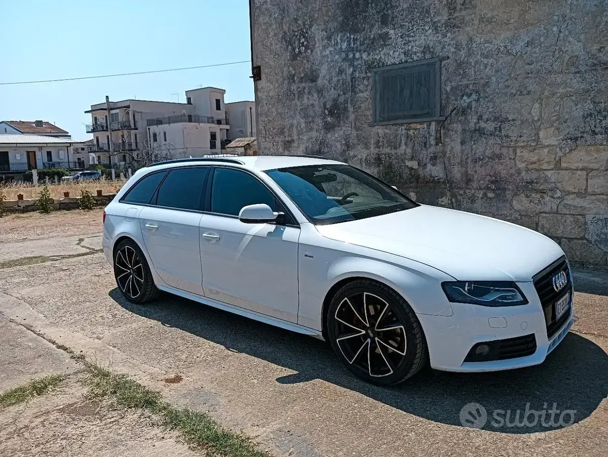 Usata Audi A4 S-Line 143 CV (105 kW) 2011 Bianco Berlina