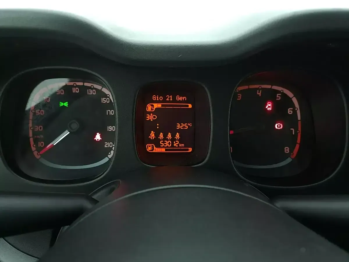 Usata Fiat Panda City Life 70 CV (51 kW) 2023 Biancobianco Utilitaria
