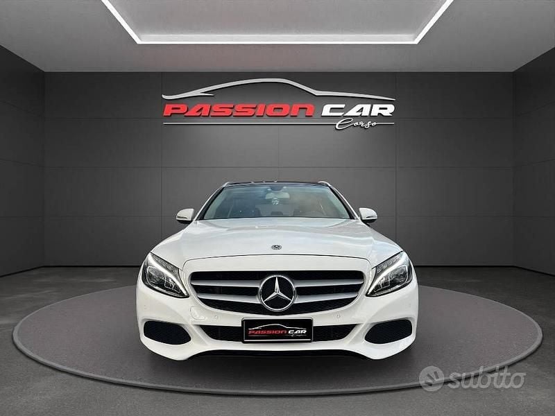 Usata Mercedes C180 Business 116 CV (85 kW) 2018 Bianco Station wagon