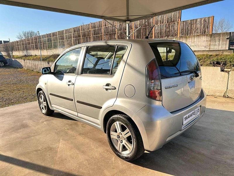 Usata Subaru Justy 69 CV (50 kW) 2009 Argento Utilitaria