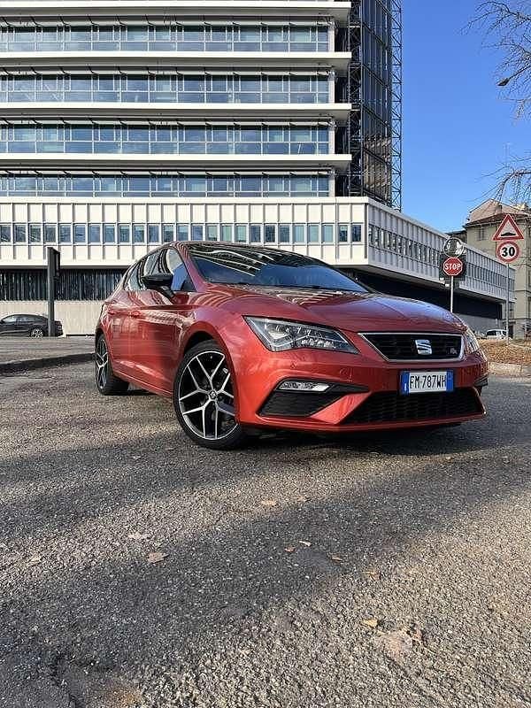 Usata 2018 Seat Leon FR Tre volumi | 13.999 € (Buon prezzo) - Immagine 1/4