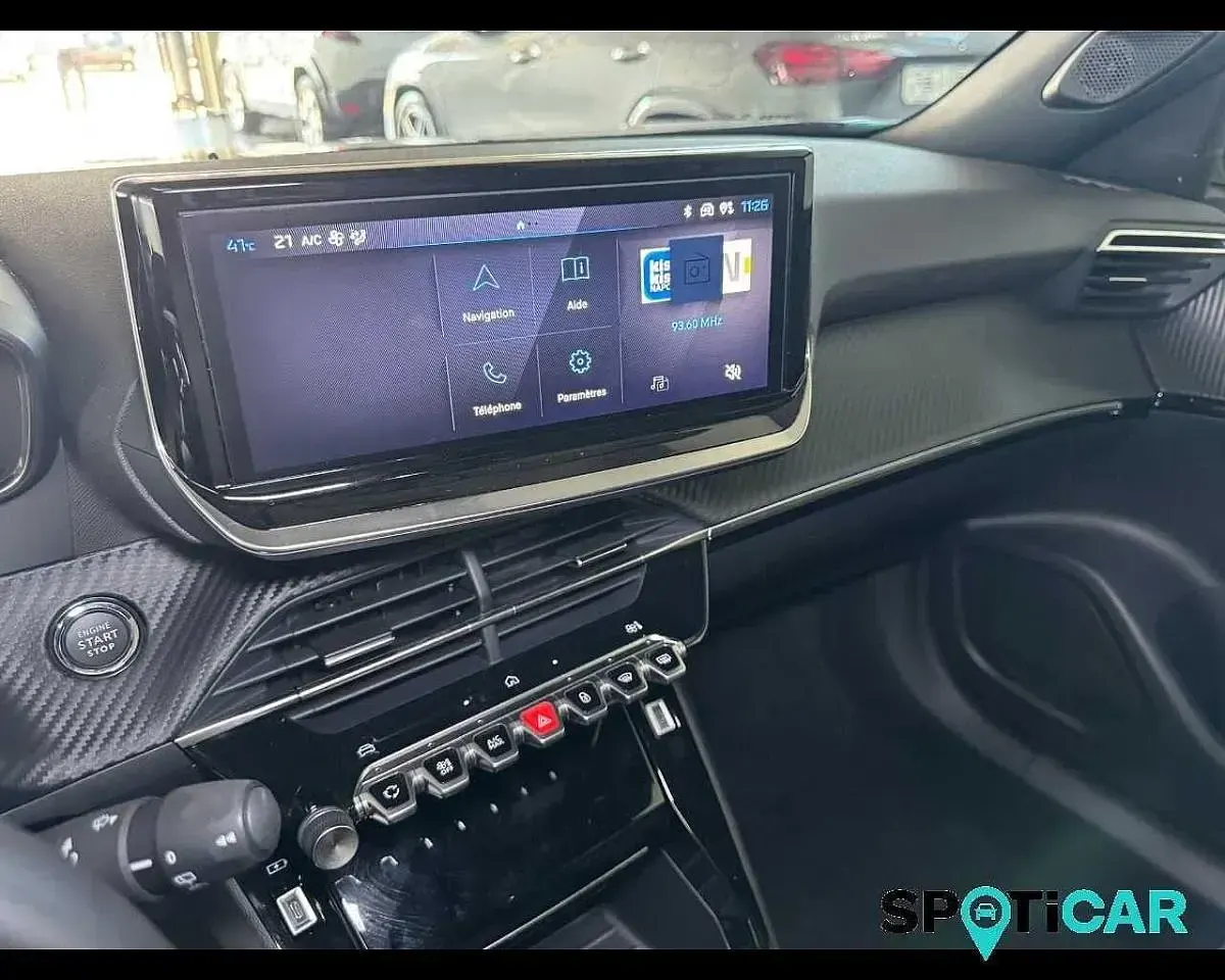 Usata Peugeot 2008 Allure 101 CV (74 kW) 2025 Blu/azzurro SUV