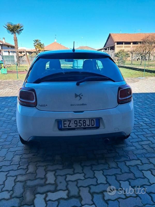 Usata Citroën DS3 2015 Bianco Berlina