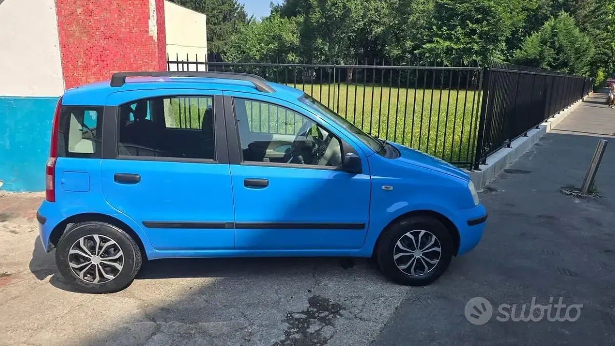 Usata Fiat Panda 60 CV (44 kW) 2005 Bluazzurro Utilitaria