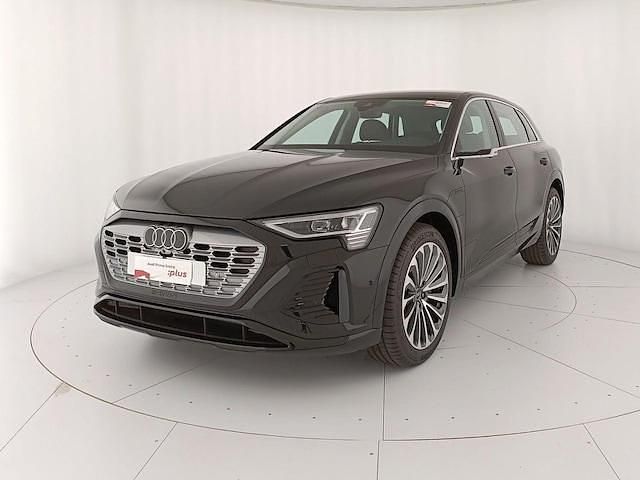 Usata Audi Q8 e-tron S-Line 300 kW (408 CV) 2024 Nero mito metallizzato SUV