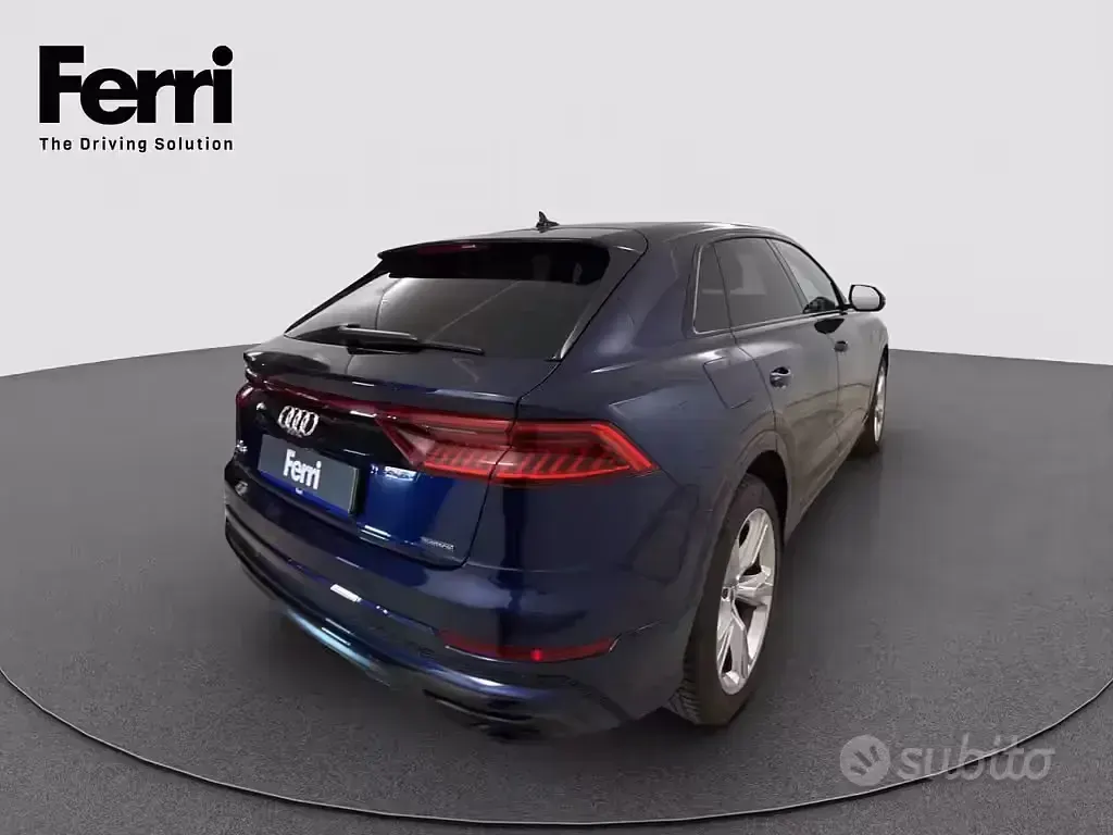 Usata Audi Q8 Sport 231 CV (169 kW) 2023 Blu SUV