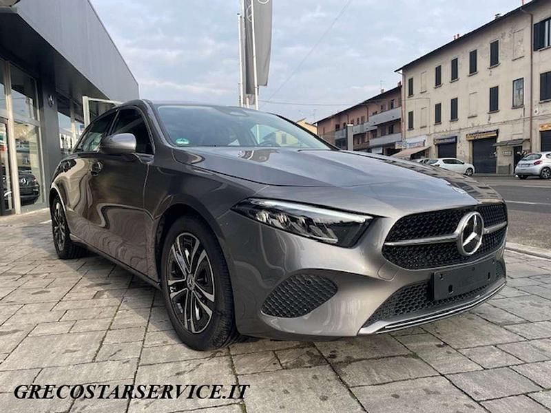 Usata Mercedes A180 Advanced 136 CV (100 kW) 2024 Montagna Berlina