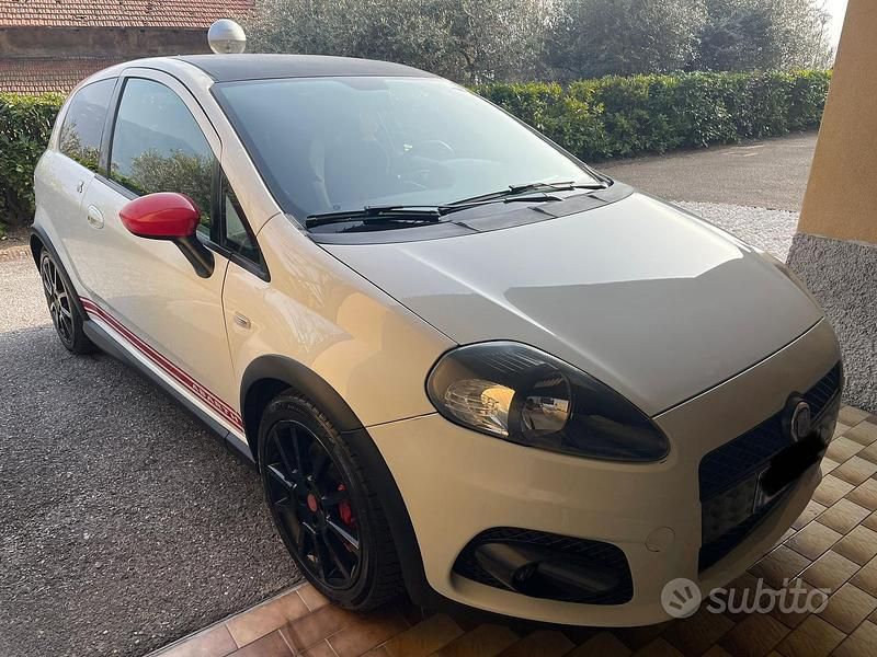 Usata Abarth Grande Punto 155 CV (114 kW) 2008 Bianco Utilitaria
