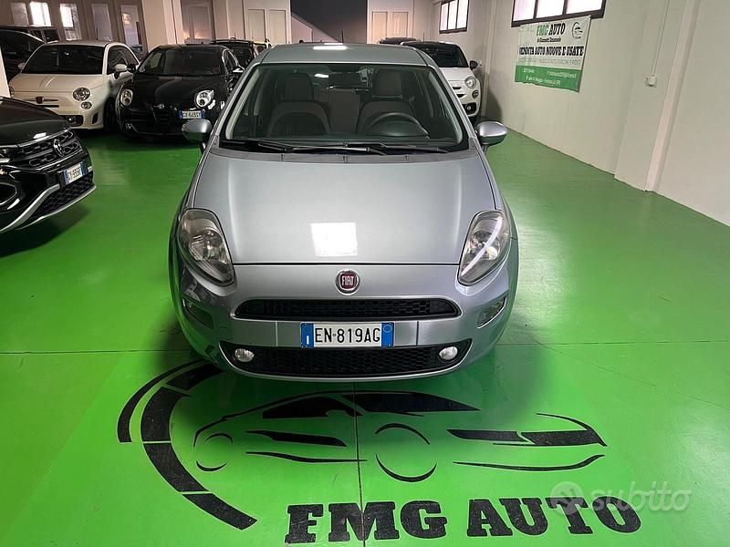 Usata Fiat Punto Lounge 77 CV (56 kW) 2013 Grigio Utilitaria
