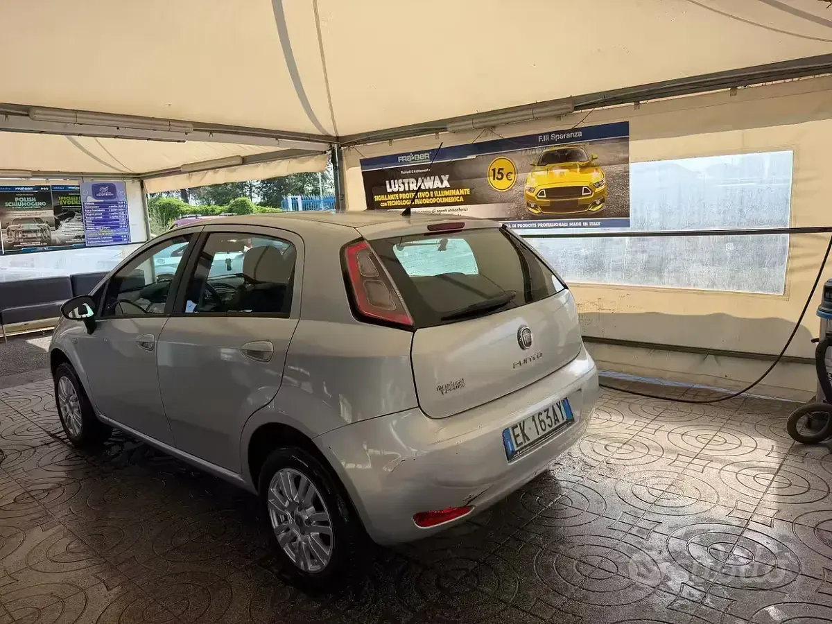 Usata Fiat Punto Evo Dynamic 70 CV (51 kW) 2012 Grigio Utilitaria