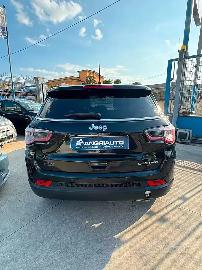 Usata Jeep Compass Limited 140 CV (102 kW) 2018 Nero SUV