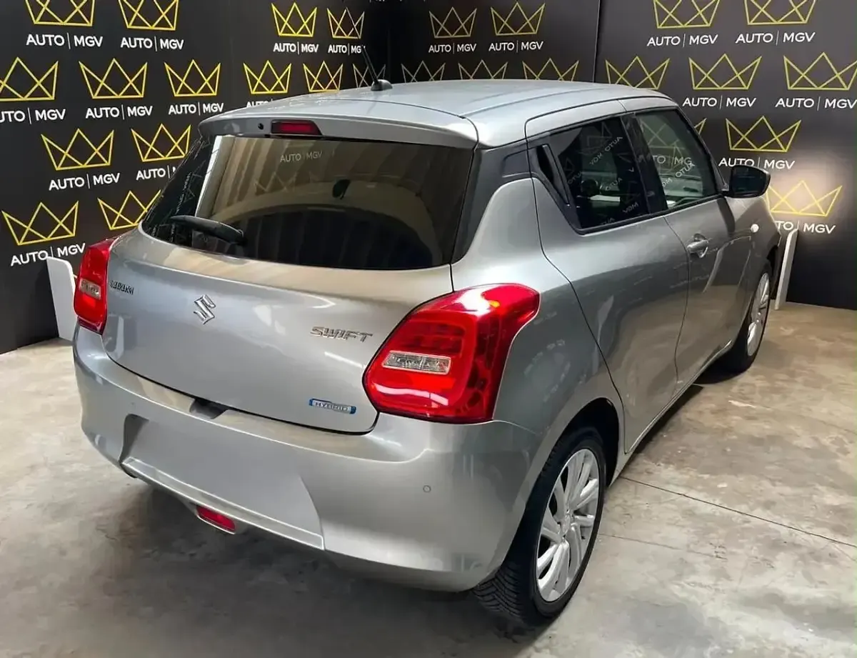 Usata Suzuki Swift Cool 82 CV (60 kW) 2021 Grigio Utilitaria
