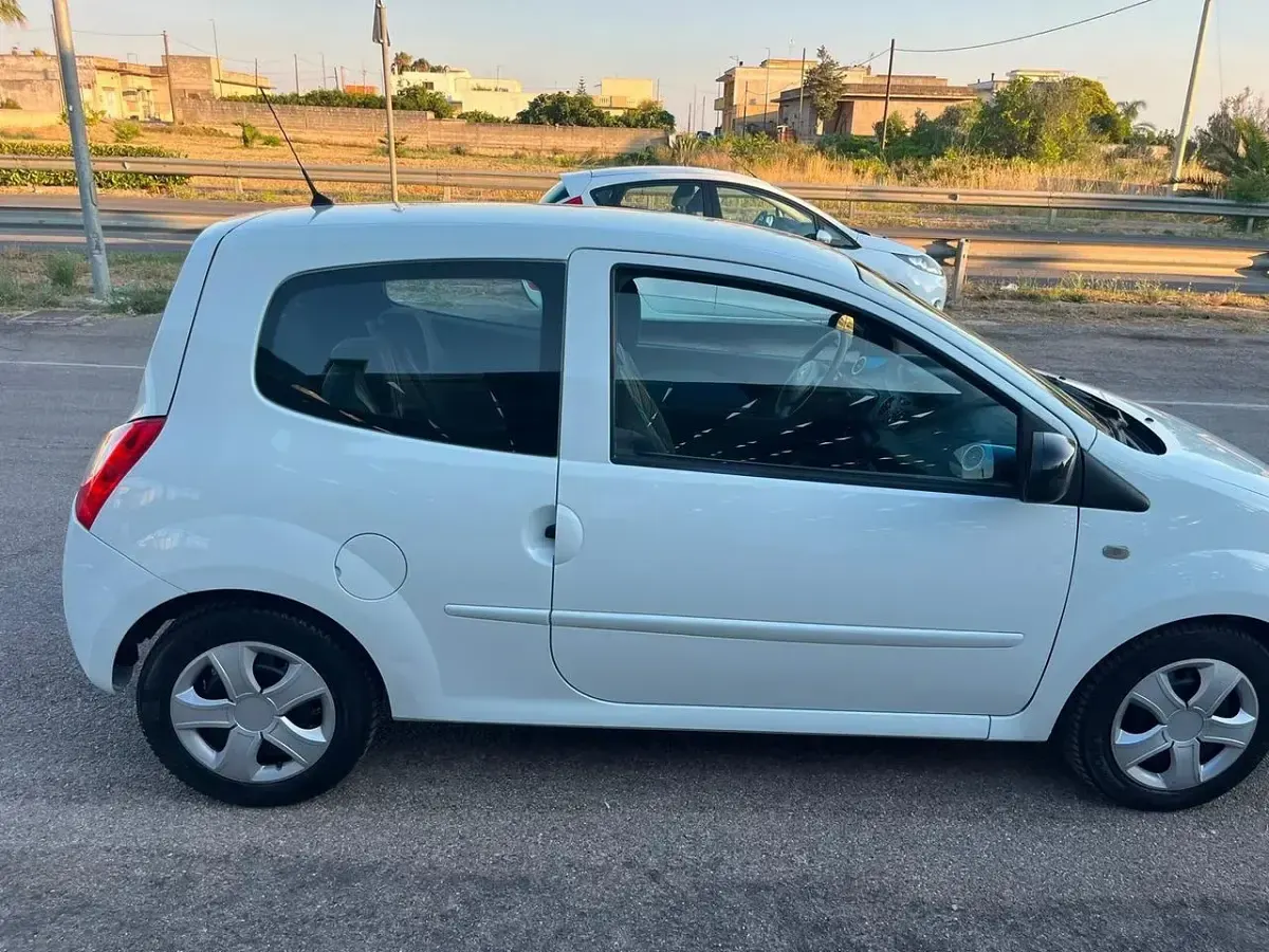 Usata Renault Twingo 75 CV (55 kW) 2012 Bianco Utilitaria