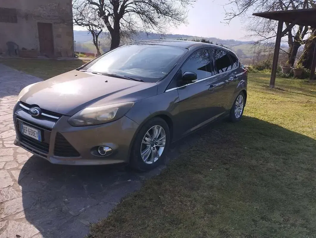 Usata Ford Focus Titanium 116 CV (85 kW) 2011 Berlina