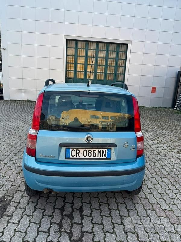 Usata 2004 Fiat Panda Tre volumi | 1200 € (Super prezzo) - Immagine 1/4