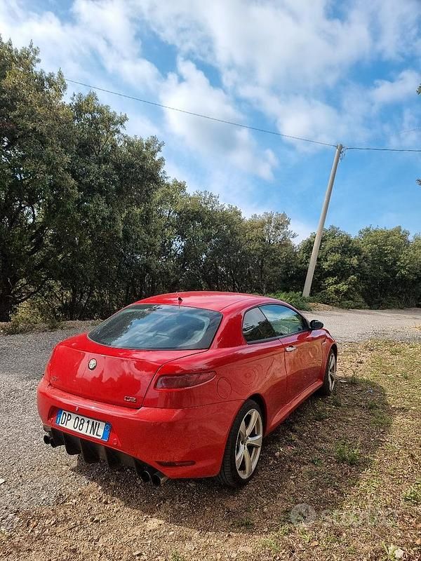 Usata Alfa Romeo GT 230 CV (169 kW) 2006 Rosso Coupé