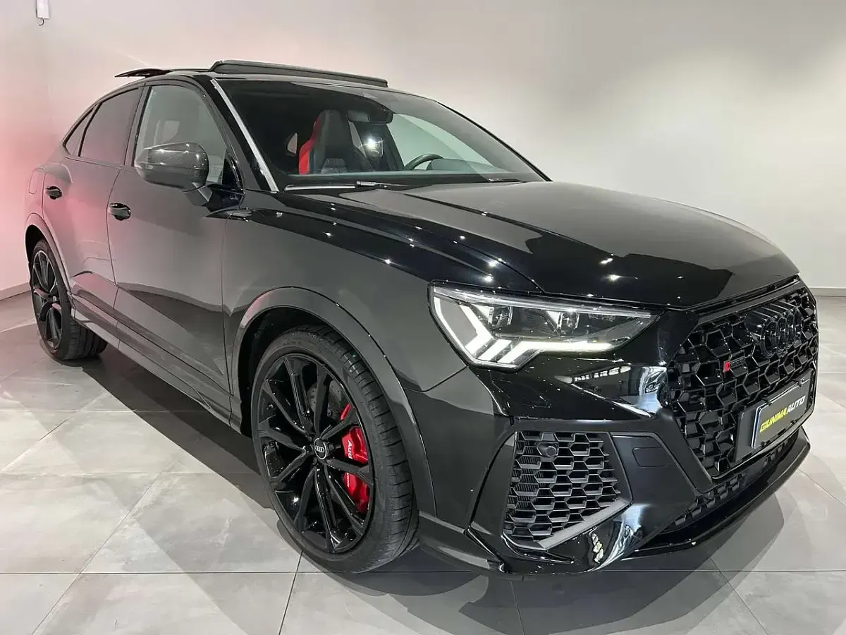 Usata Audi RS Q3 Sportback Ambiente 400 CV (294 kW) 2021 Nero SUV