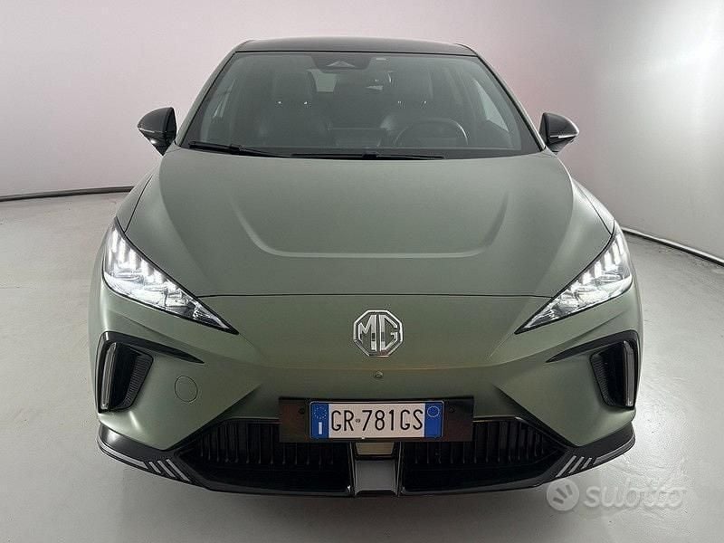 Usata MG MG4 EV 319 kW (435 CV) 2023 Green stone Utilitaria