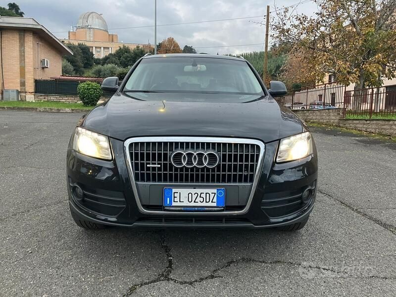 Nero Usata 2012 Audi Q5 Ambition SUV | 9300 € (Buon prezzo) - Immagine 1/4