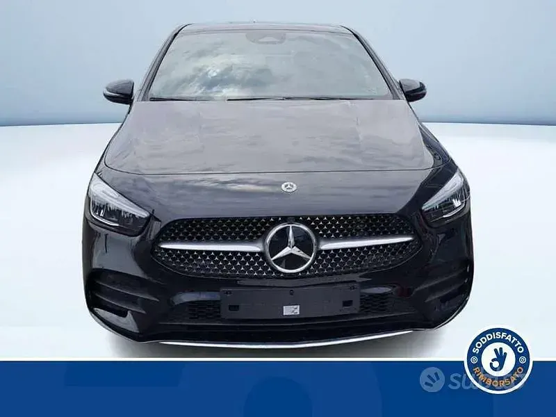 Nuova Mercedes B180 AMG 116 CV (85 kW) 2026 Nero Utilitaria