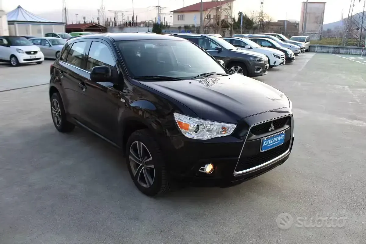 Usata Mitsubishi ASX Invite 151 CV (111 kW) 2011 Nero SUV