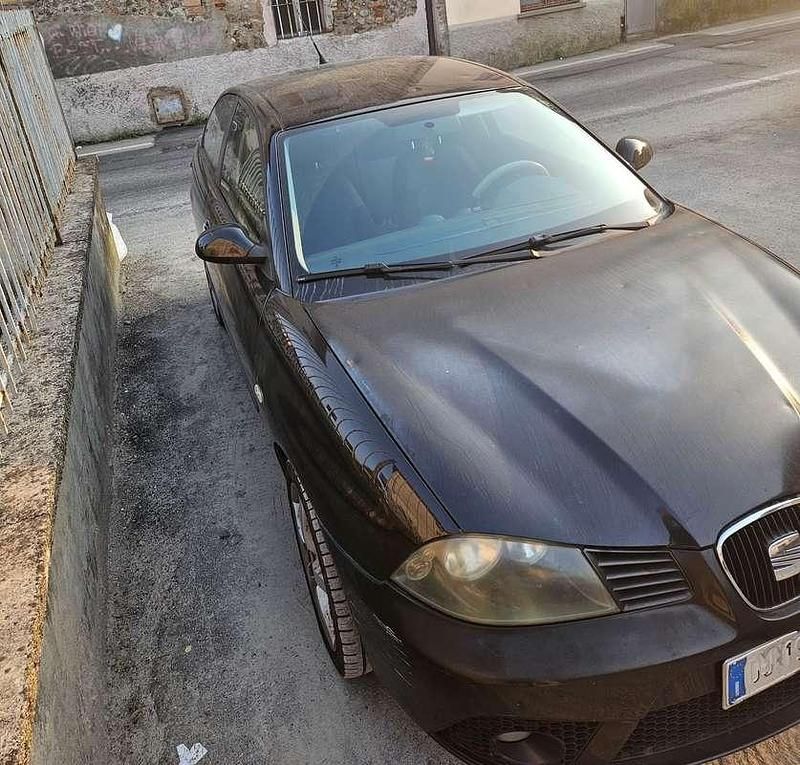 Usata Seat Ibiza Reference 69 CV (50 kW) 2007 Nero Utilitaria