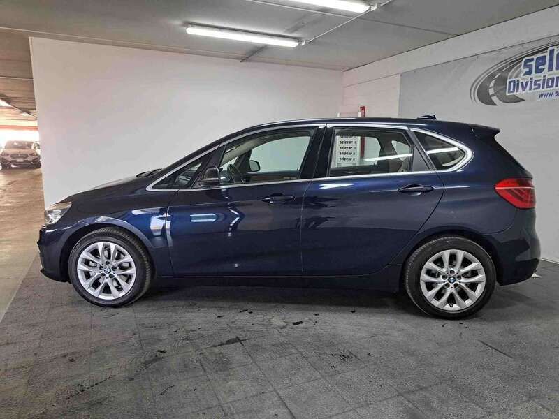Usata BMW 220 Active Tourer Luxury Line 190 CV (139 kW) 2015 Nero Monovolume