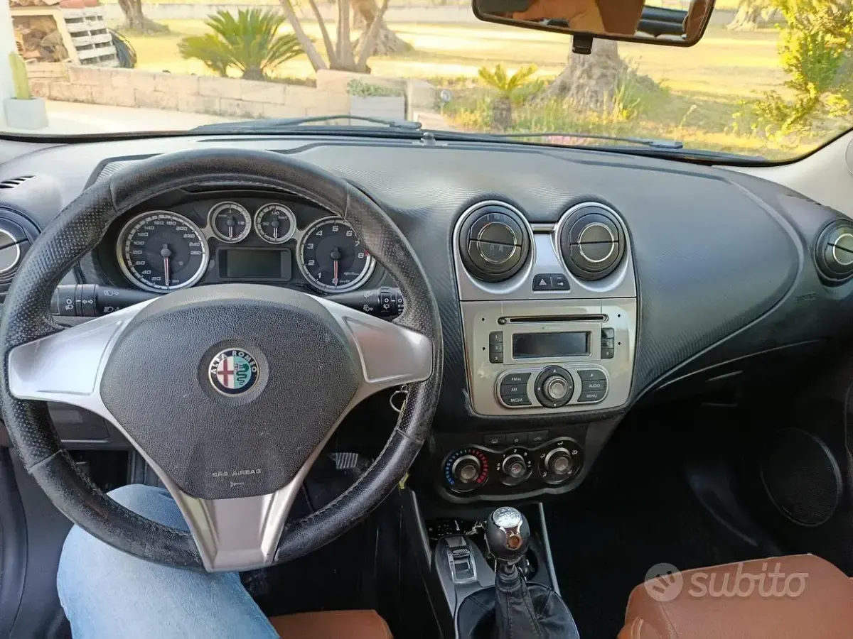 Usata Alfa Romeo MiTo 79 CV (58 kW) 2009 Rosso Utilitaria