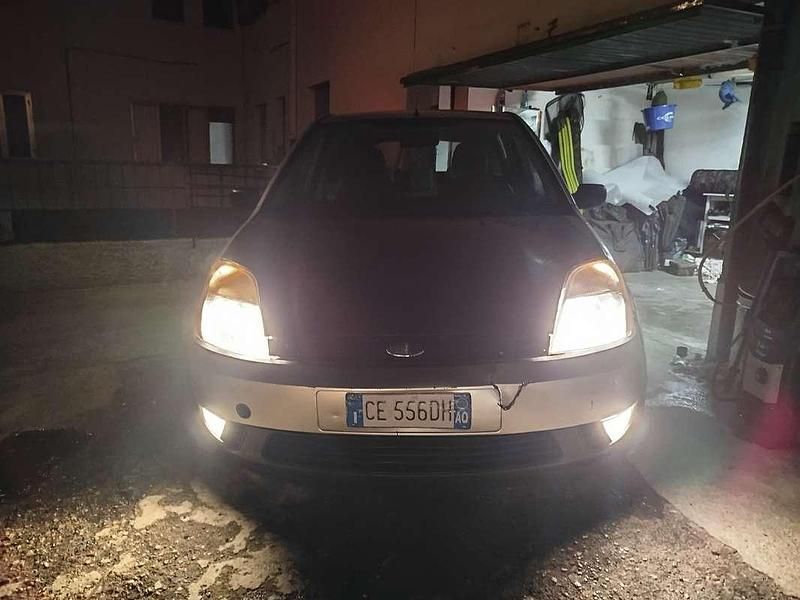 Usata Ford Fiesta Ambiente 75 CV (55 kW) 2003 Utilitaria
