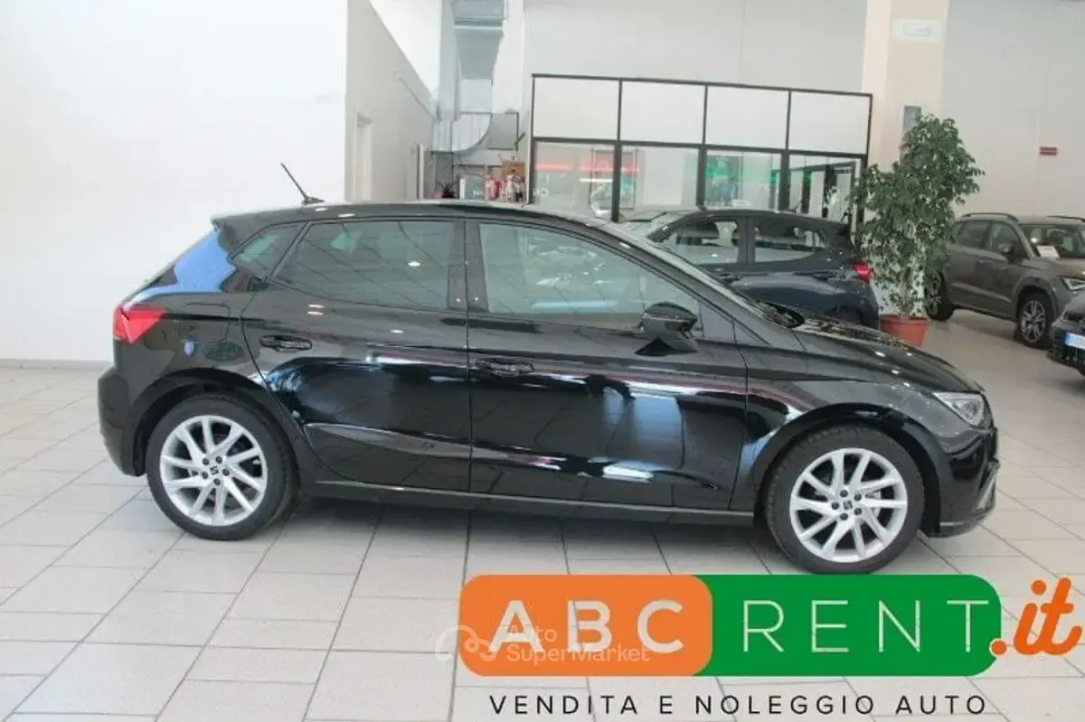 Usata Seat Ibiza FR 95 CV (69 kW) 2025 Nero Utilitaria