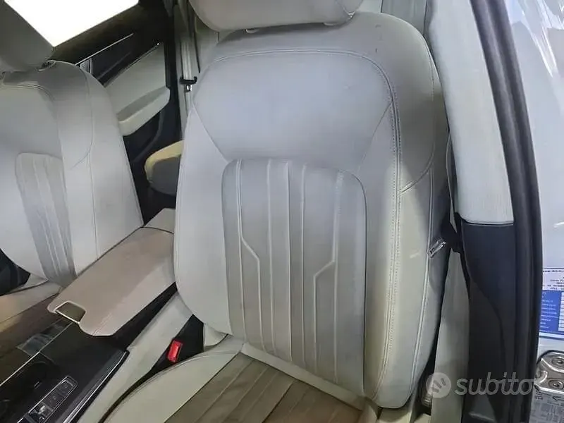 Usado Audi A6 Business 204 CV (150 kW) 2023 Blanco Berlina