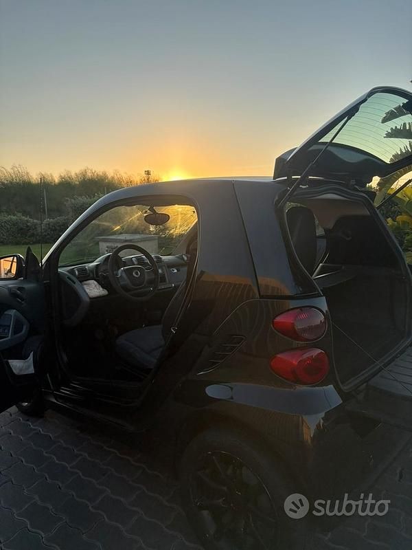 Usata Smart ForTwo Coupé 61 CV (44 kW) 2009 Nero Coupé