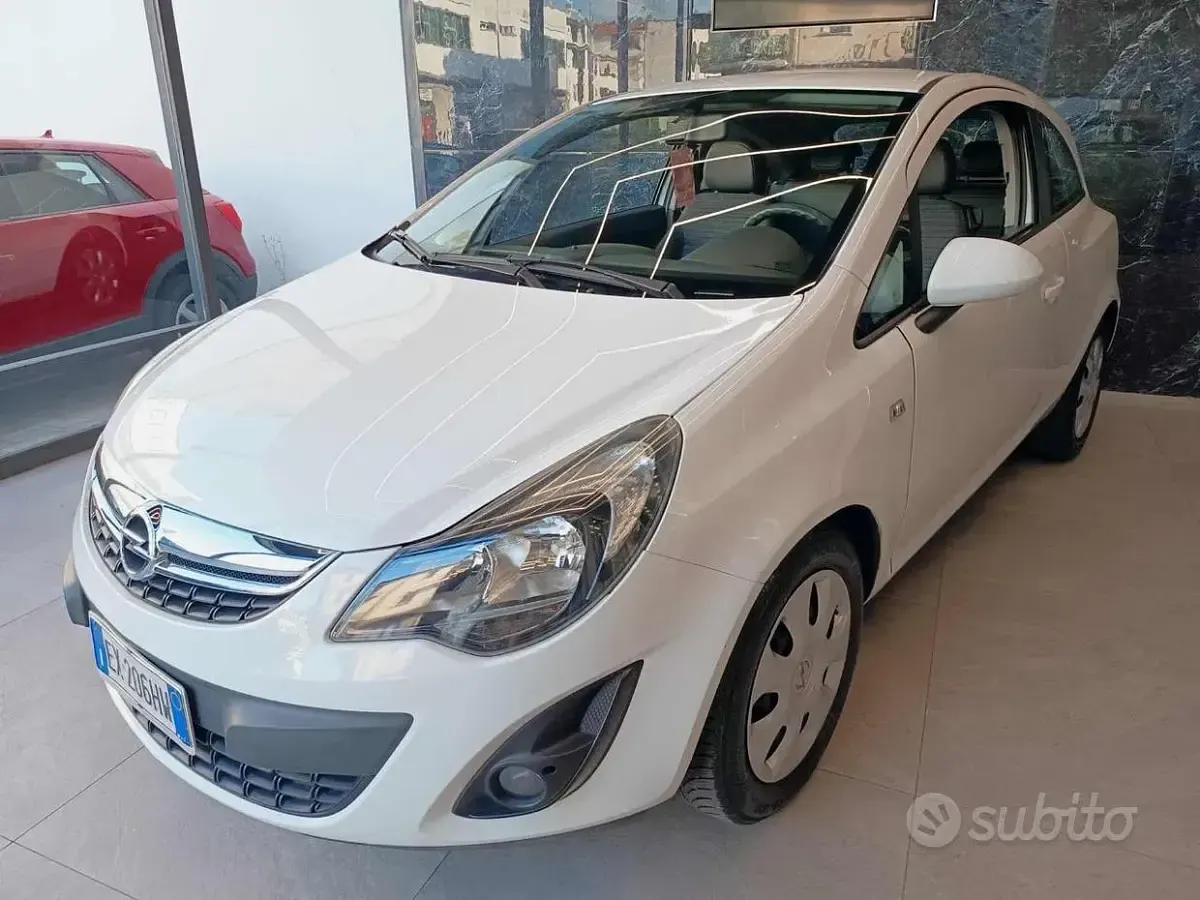 Usata Opel Corsa 84 CV (61 kW) 2014 Bianco Utilitaria