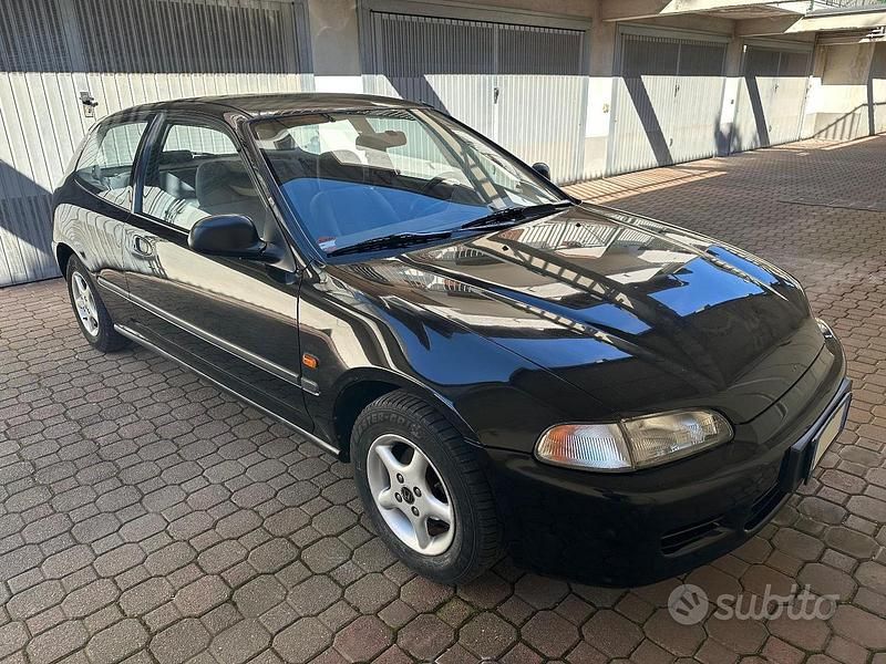 Usata Honda Civic 75 CV (55 kW) 1993 Nero Utilitaria