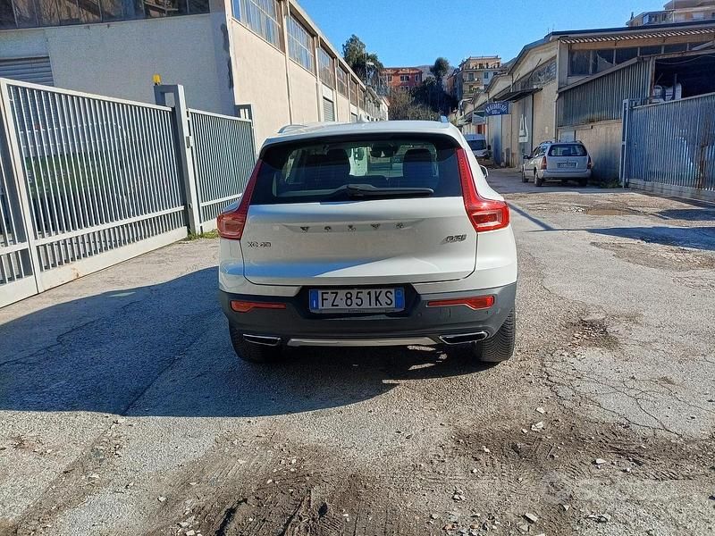 Usata Volvo XC40 2019 Bianco SUV