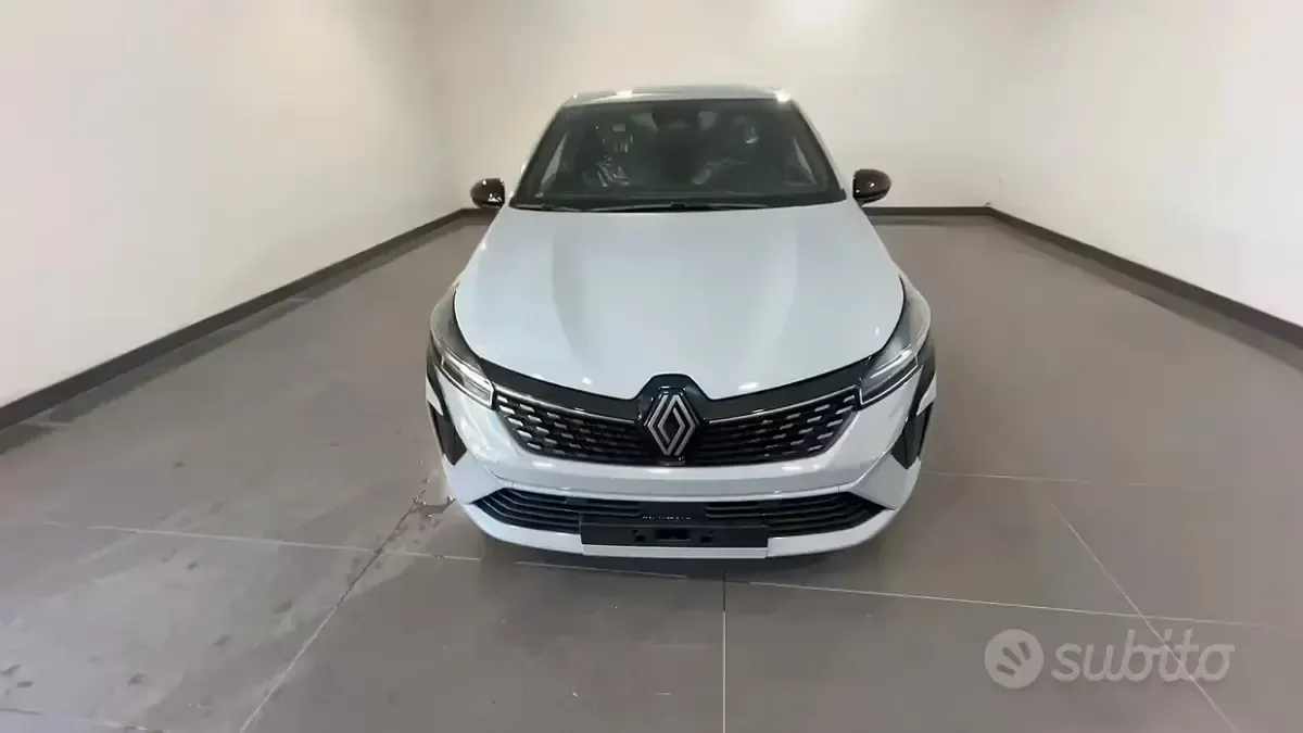 Nuova Renault Clio V Techno 101 CV (74 kW) 2025 Grigio Berlina