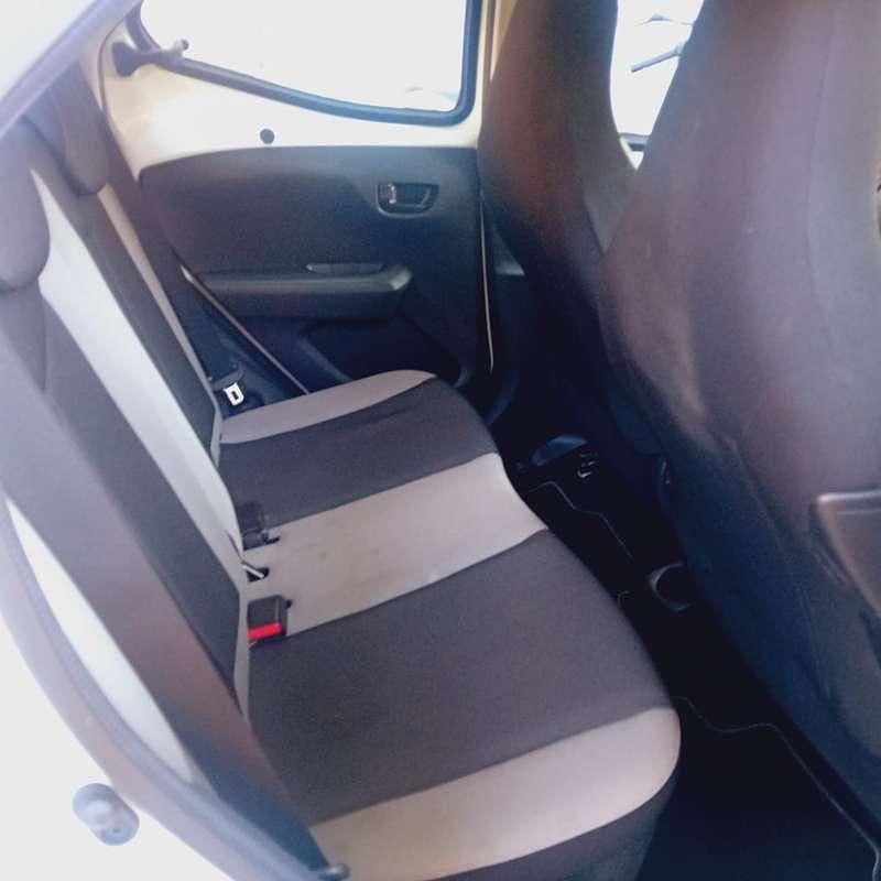 Usata Toyota Aygo 69 CV (50 kW) 2016 Bianco Utilitaria