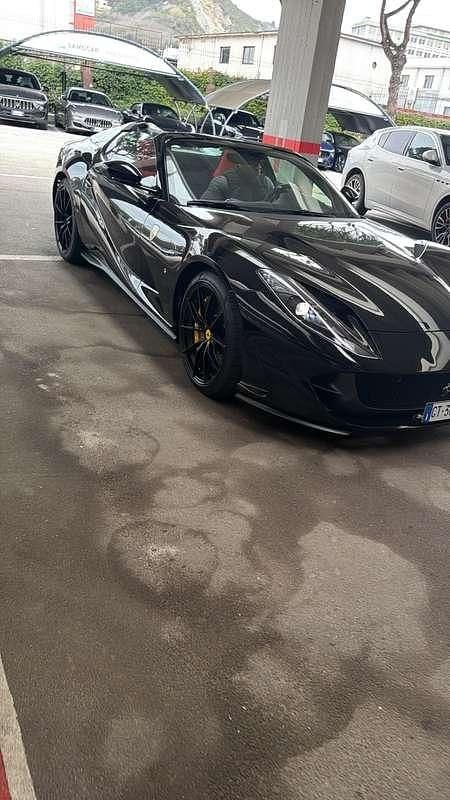 Usata Ferrari 812 829 CV (609 kW) 2024 Cabrio
