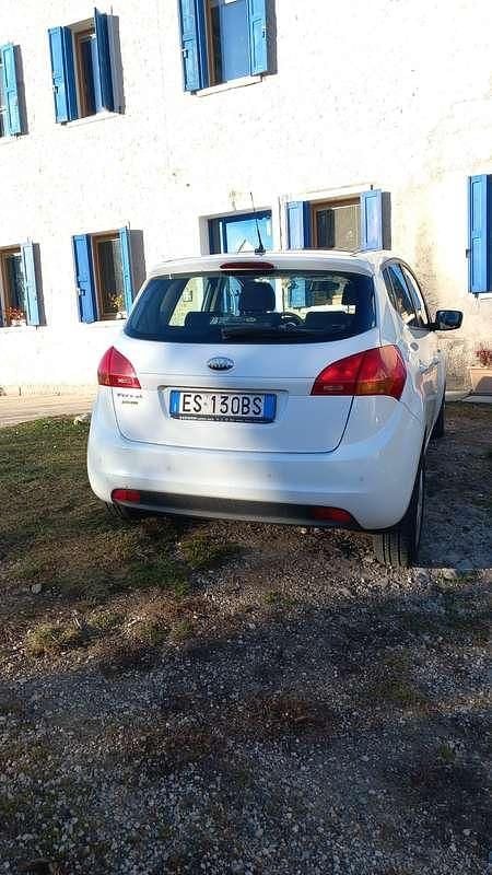 Usata Kia Venga 90 CV (66 kW) 2012 Utilitaria