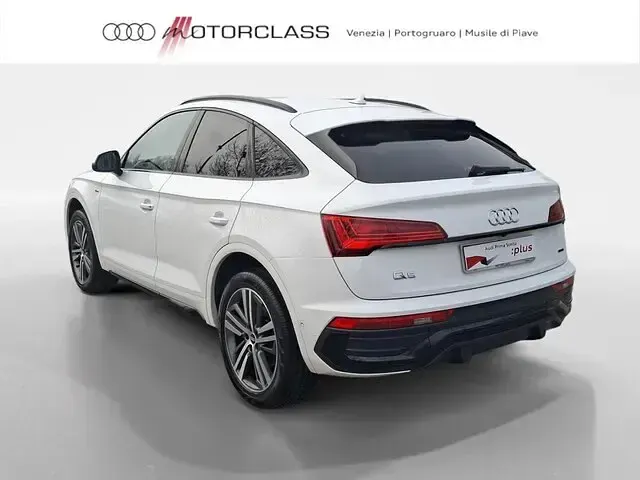 Usata Audi Q5 Sportback S-line plus 204 CV (150 kW) 2022 Bianco SUV