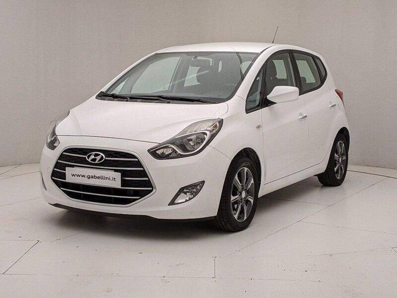 Usata Hyundai ix20 Comfort 90 CV (66 kW) 2017 Bianco Utilitaria